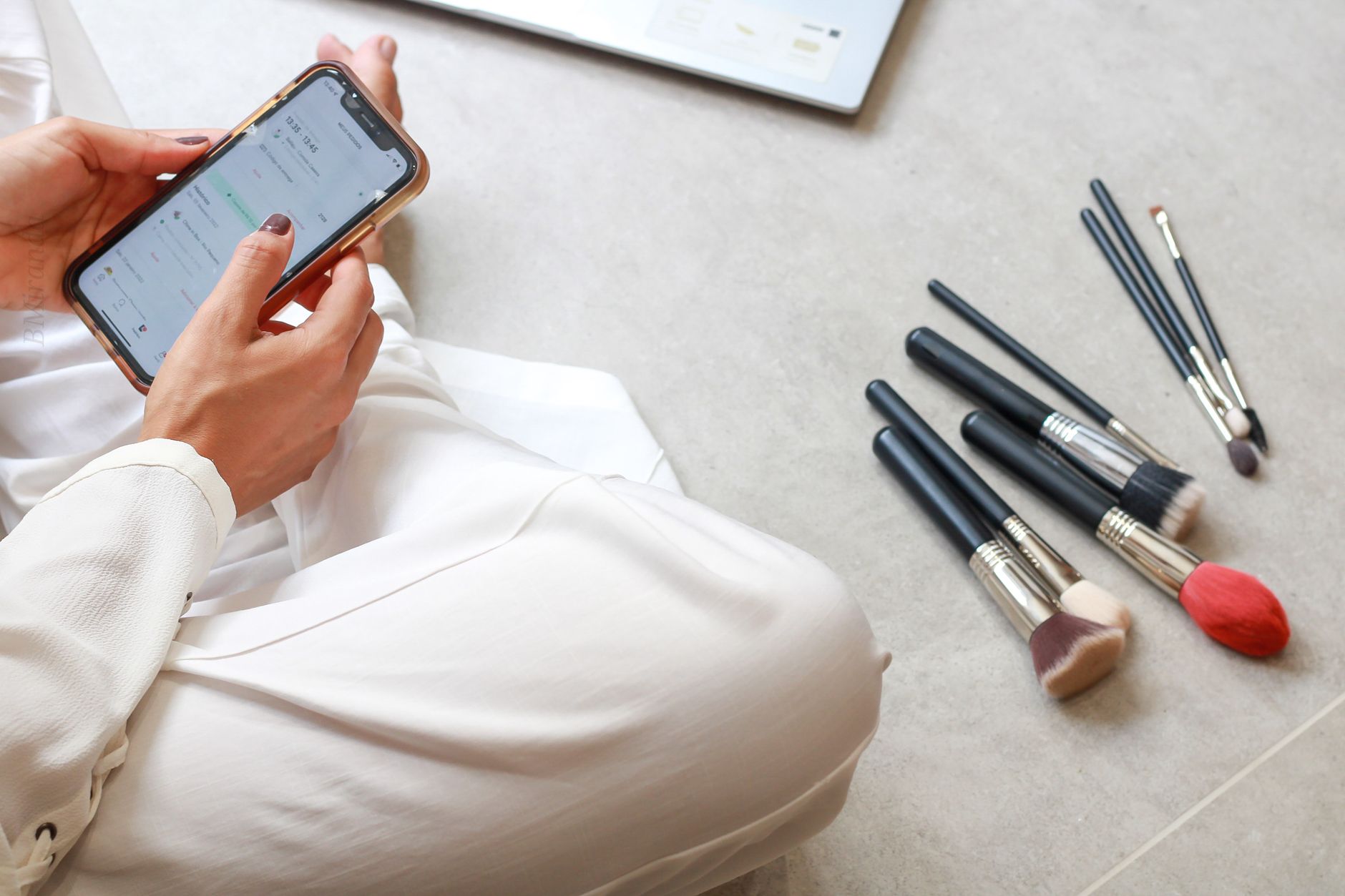 køb makeup online